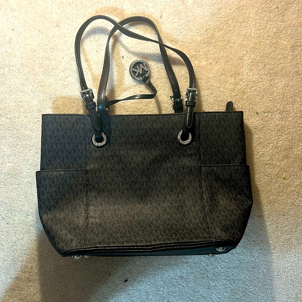 Micheal Kors Black tote
